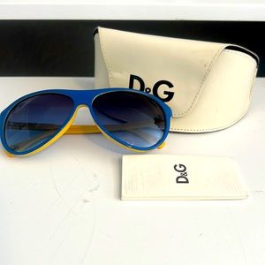 LIKE NEW D & G sunglasses